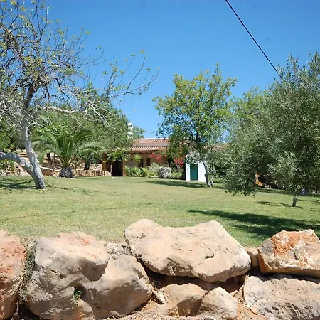Rustic With Mountain Views And Pool Villa