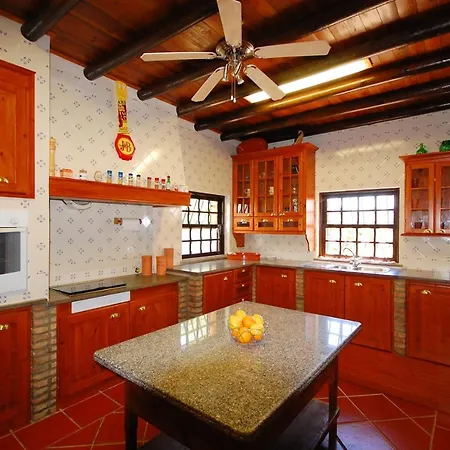 Rustic With Mountain Views And Pool * Tavira